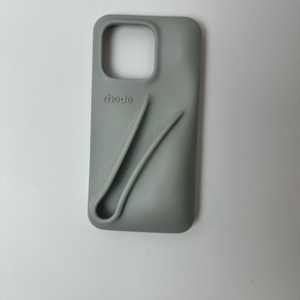 RHODE Rhode iPhone 14 Pro Silicone Lip Case – Gray - Picture 7 of 9